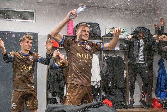 坚实的基础 坚实的基础